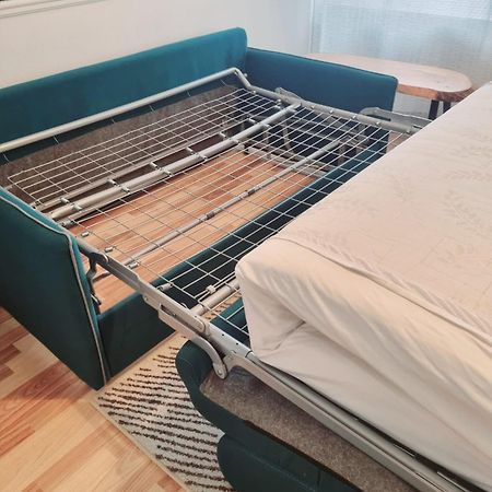 Stay In Aux, Feel At Home ! 2 Room Apartment Central Incl All You Need For 4 Person, 24H Check In, Pkw Parking Only Аугсбург Экстерьер фото