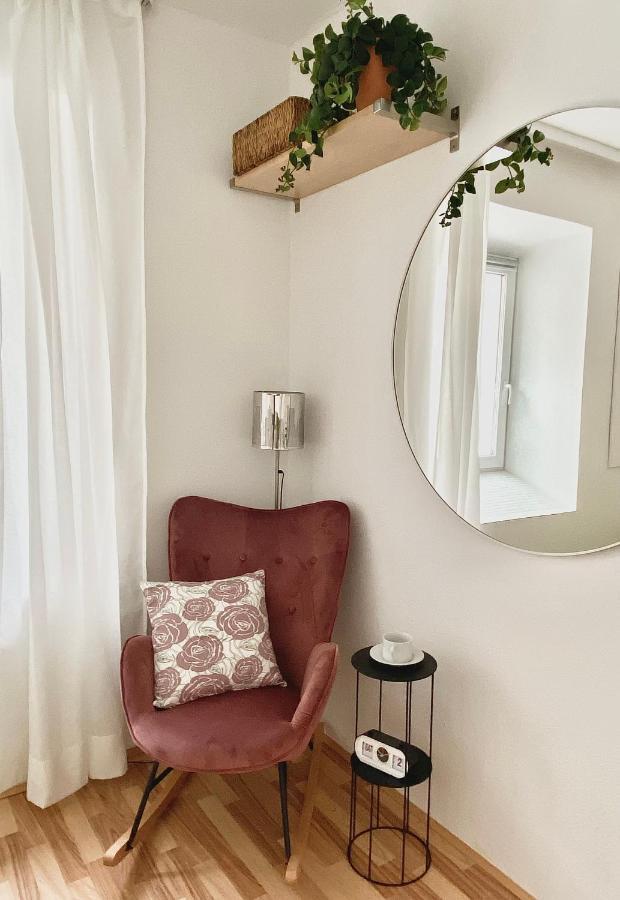 Stay In Aux, Feel At Home ! 2 Room Apartment Central Incl All You Need For 4 Person, 24H Check In, Pkw Parking Only Аугсбург Экстерьер фото